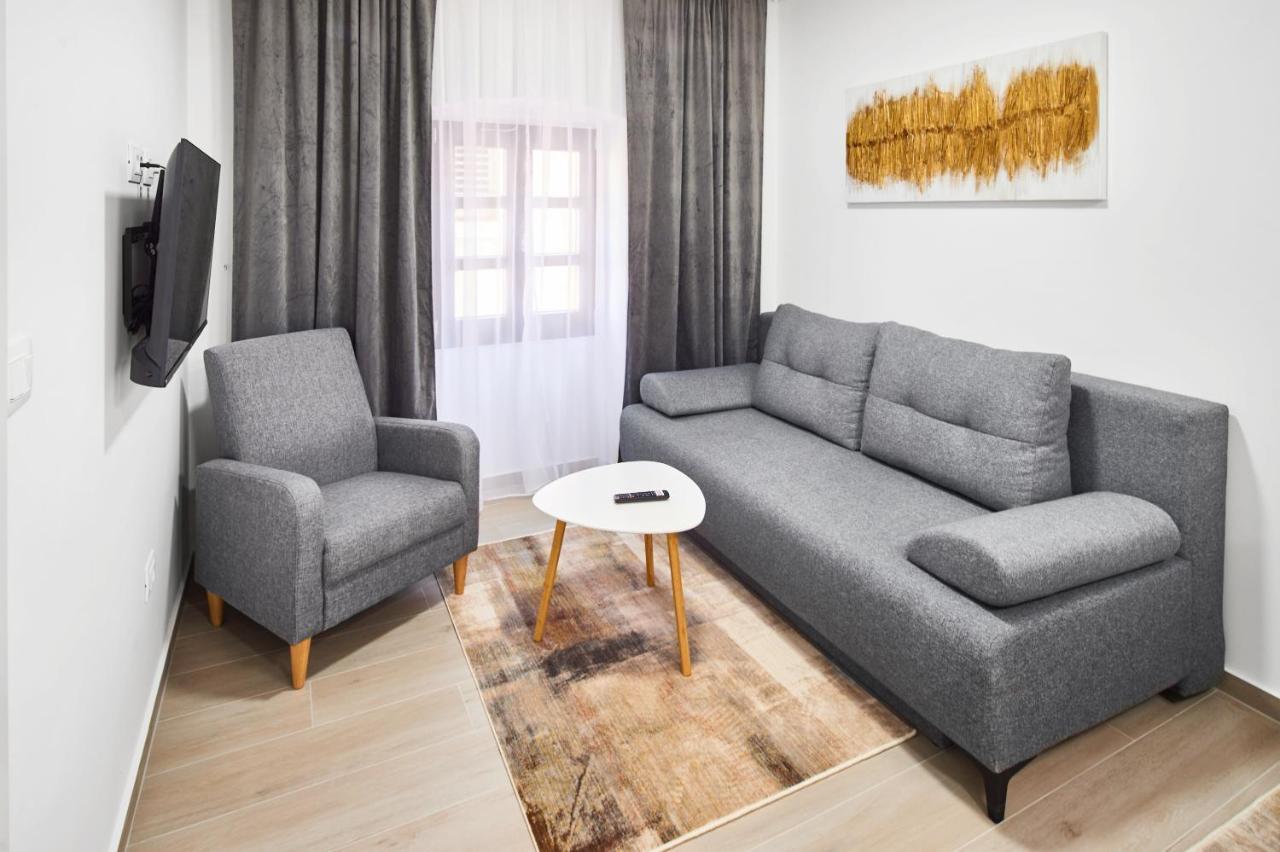 Cardo Apartments Porec Exterior photo