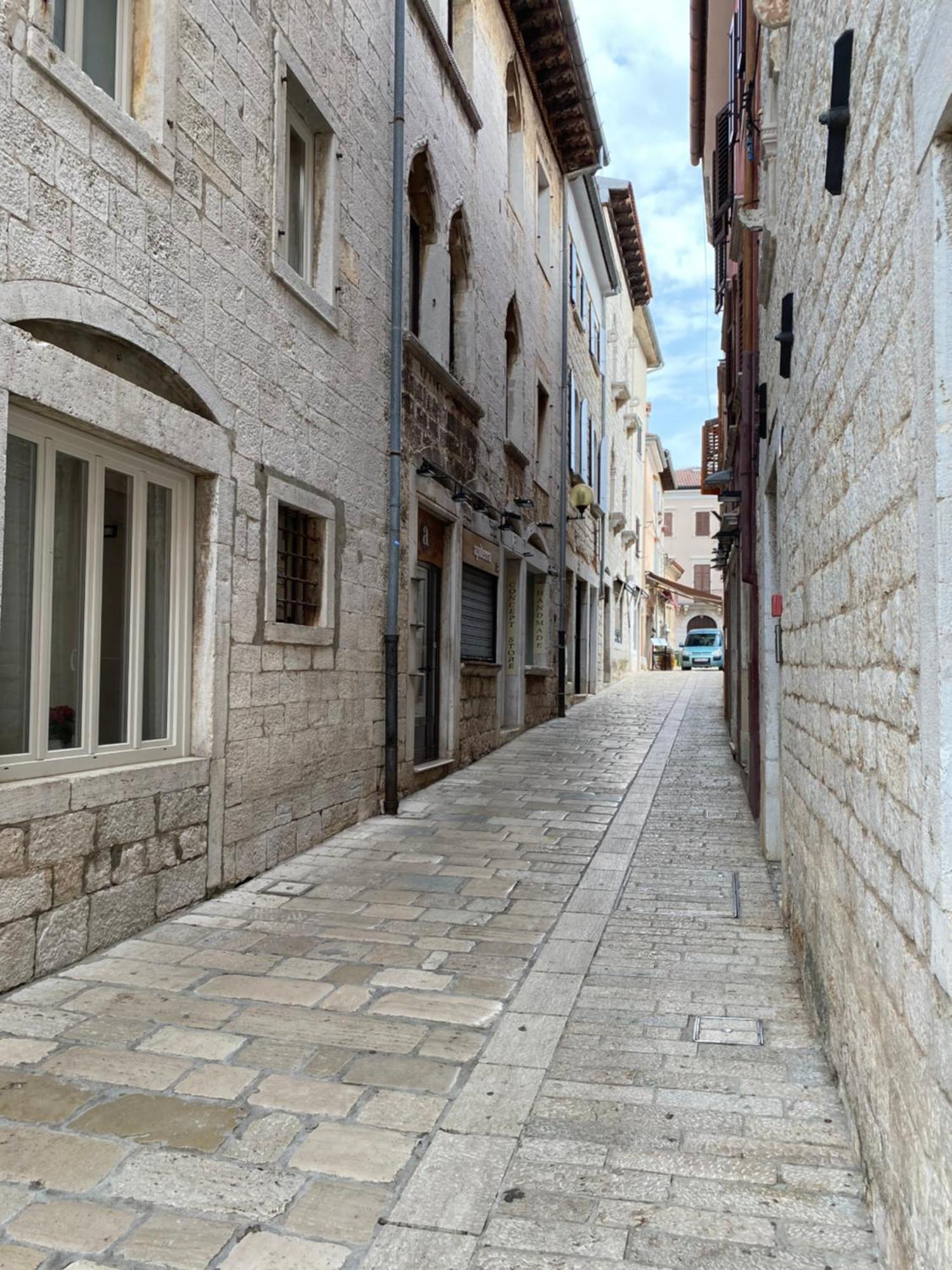 Cardo Apartments Porec Exterior photo